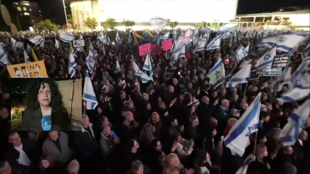 Protests against Neyanyahu surge amid attempt to fire security chief Protests against Neyanyahu surge amid attempt to fire security chief