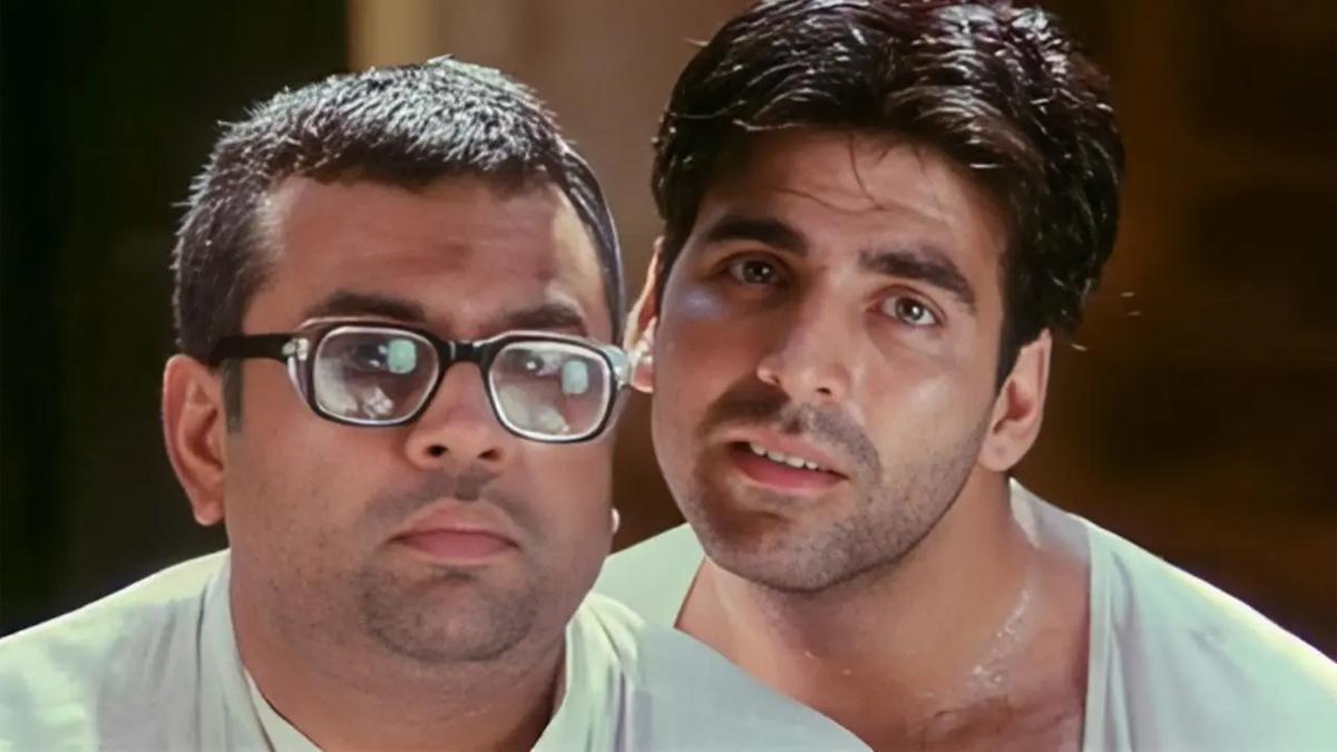 Akshay Kumar To Sue Paresh Rawal: Report